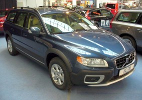 Volvo_XC70