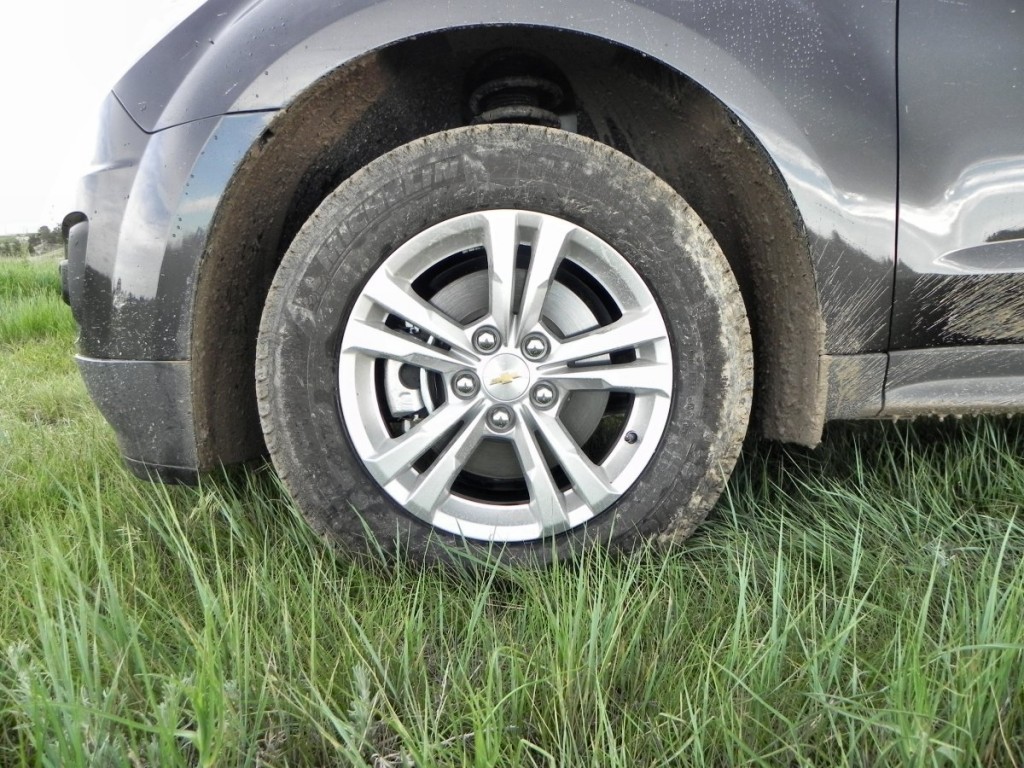 2015 Chevrolet Equinox - wheel 1 - AOA1200px