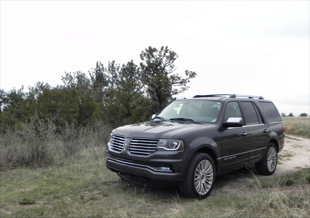 2015 Lincoln Navigator - bluff 6 - AOA1200px