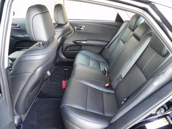 2015 Toyota Avalon - interior 5 - AOA1200px