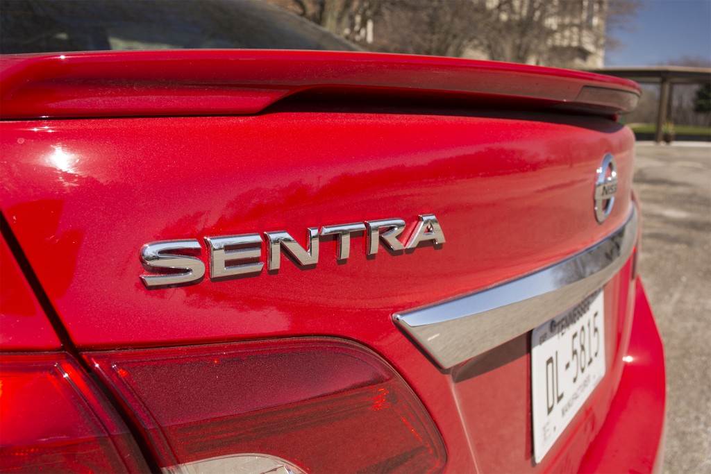 2016 Nissan Sentra SR 8
