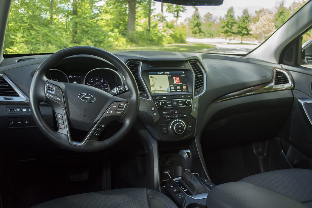 2017 Hyundai Santa Fe Sport 2.0T Ultimate 9