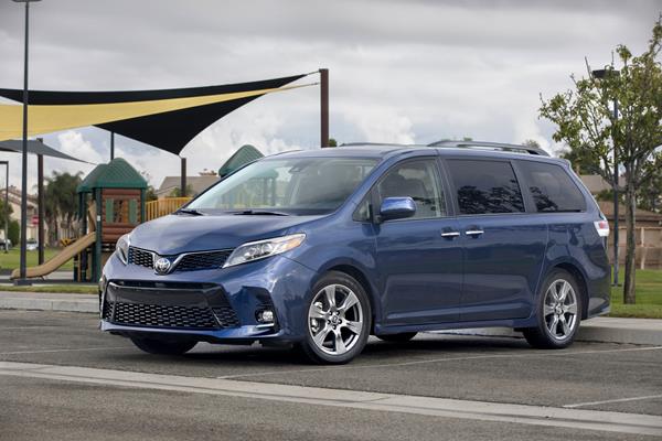 best awd minivan 2019